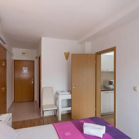 بيت ضيافة & Eva 3*